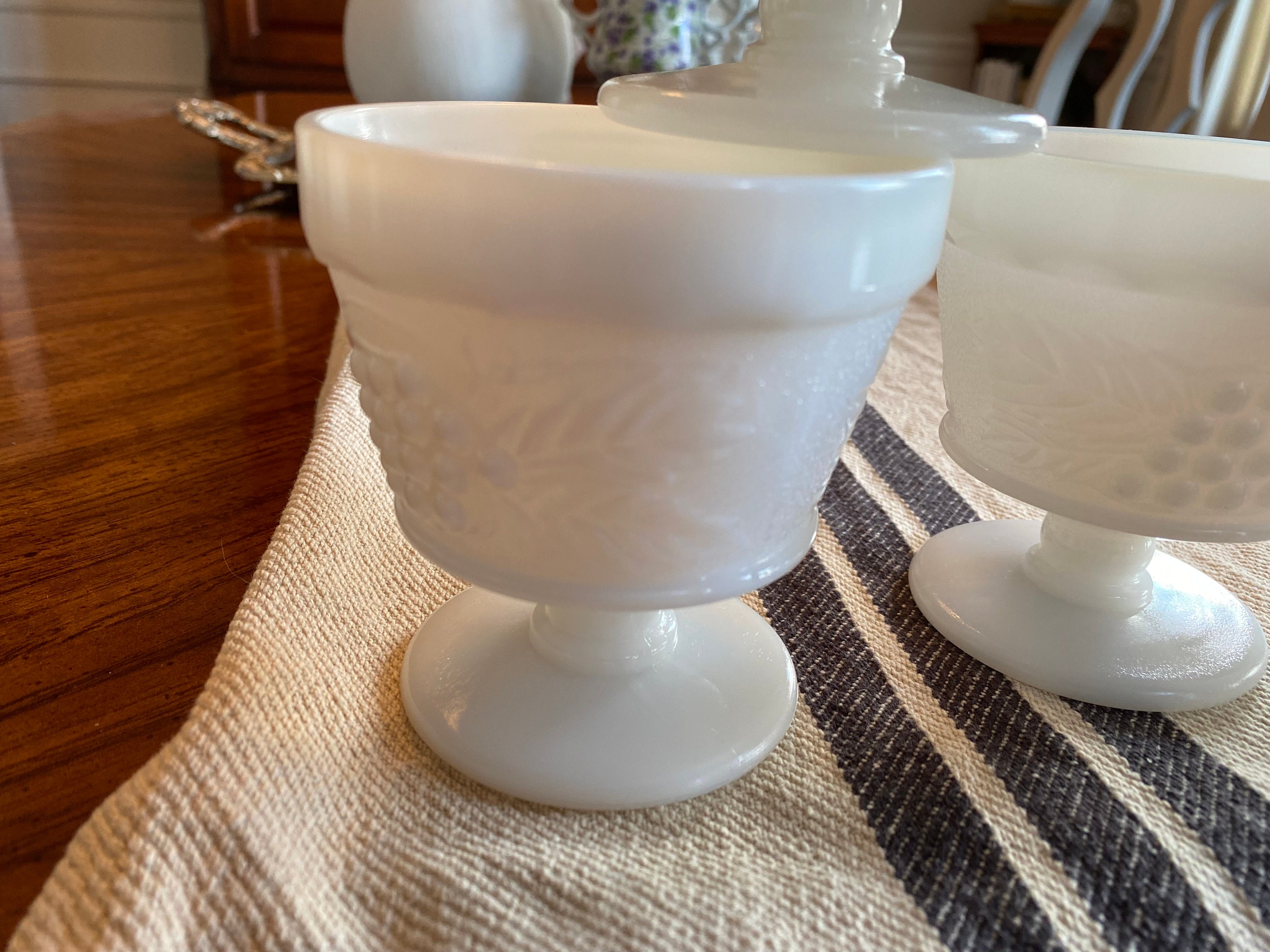 Set of 5 Vintage White Milk Glass Dessert Bowls Footed Serving Etsy