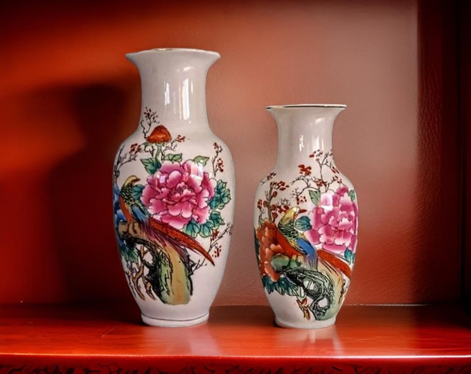 Exquisite Zhongguo Chao Cai Vases - A Pair of Museum-Quality Treasures