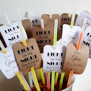 Etichette per matrimonio con bastoncini luminosi, etichette con bastoncini luminosi, bastoncini luminosi personalizzati, Mr e Mrs, cartello per matrimonio, invio con bastoncini luminosi, illumina la pista da ballo