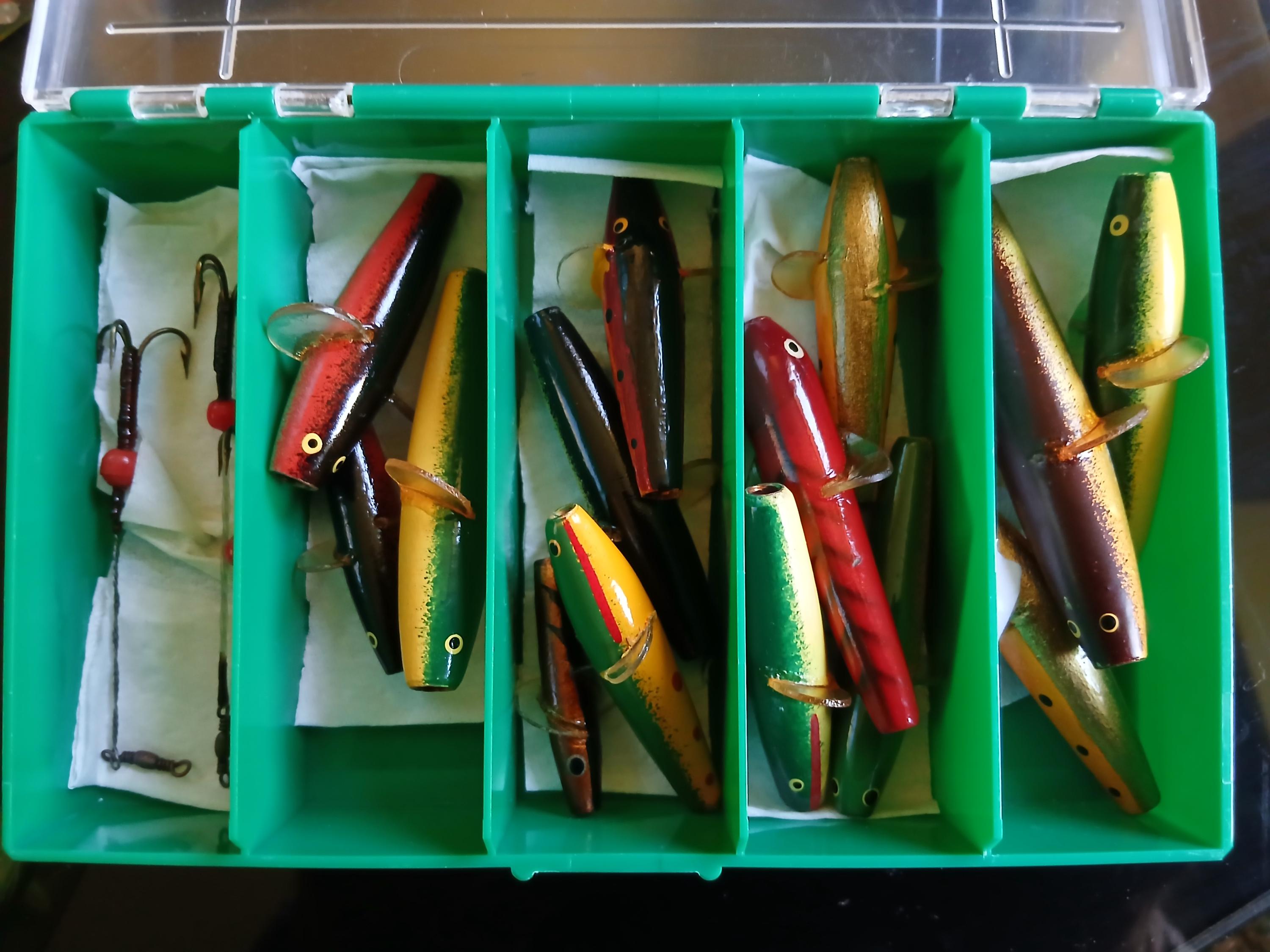 Vintage wooden fishing lures - Etsy 日本