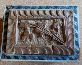 Small vintage hand carved wooden jewellery box