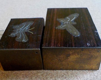 Matched set of 2 vintage pill boxes in dark wood with inlaid brass butterfly motifs and brass  end plates.