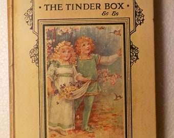 The Tinder Box etc etc por Hans Christian Andersen