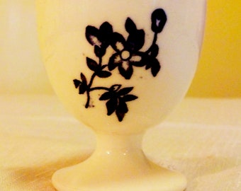 Antique Coalport pedestal egg cup 1891-1919