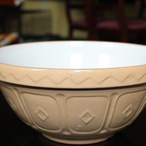 Mid century Mason Cash Mixing Bowl 26cm