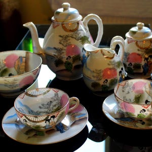Antique Meiji-Era Kutani Egg Shell Porcelain Tea Set – 8-Piece Hand-Painted Japanese Masterwork