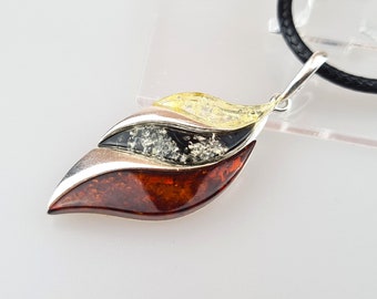 Green Baltic Amber Pendant: Sterling Silver 925 Teardrop Jewelry