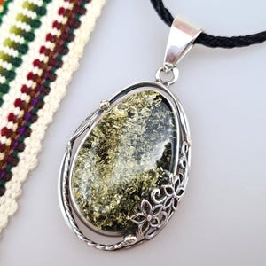 Green Amber Pendant, Natural Baltic Amber, Silver And Amber Jewerly, Elegant Amber Pendant, Gift for Her and Him, Lithuania Teardrop Pendant