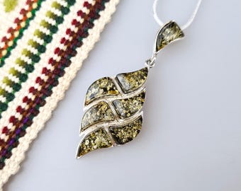 Green Baltic Amber Pendant: Sterling Silver 925 Teardrop Jewelry