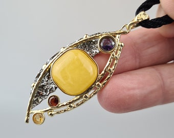 Natural Baltic Amber Pendant: Gold Plated Sterling Silver 925 & Gemstone Accent