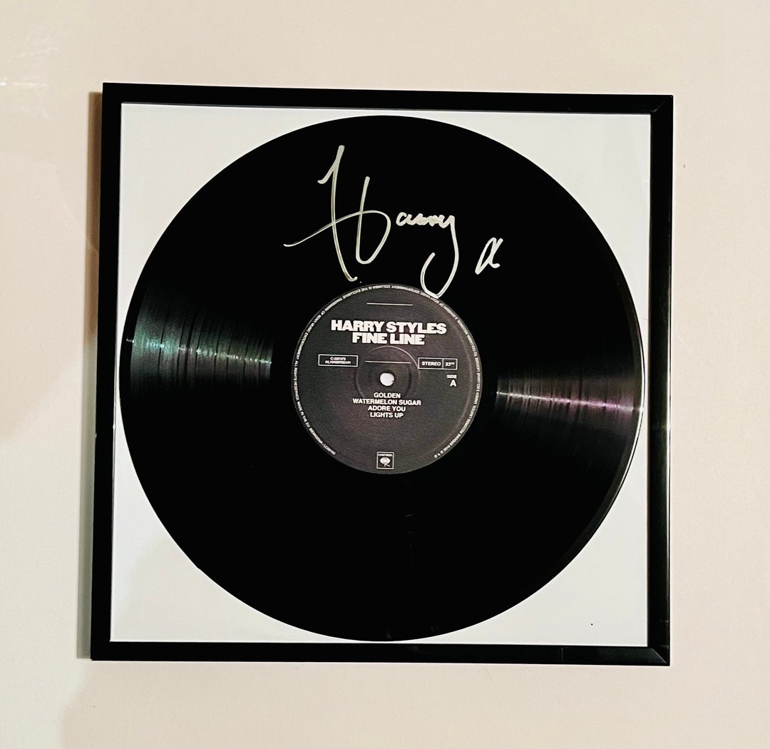 Disco de vinilo rosa de edición limitada autografiado de Harry Styles Fine  Line