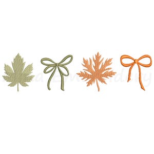 Puede incluir: Cuatro diseños bordados: una hoja de arce verde claro, un lazo verde, una hoja de arce naranja y un lazo naranja. Los diseños están dispuestos horizontalmente sobre un fondo blanco. El bordado tiene una apariencia delicada y detallada.