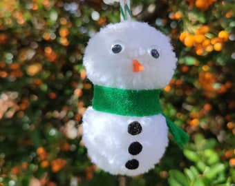 Pom Pom Snowmen | Pom Pom Christmas Decorations | Pom Pom Christmas Ornaments