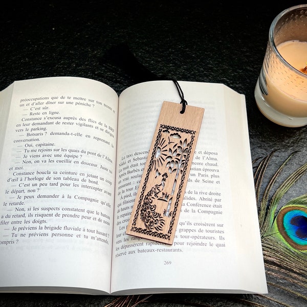 Bookmark in beech wood, original gift to offer readers