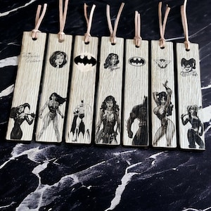 Engraved solid wood bookmarks inspired by the superheroes of the DC universe