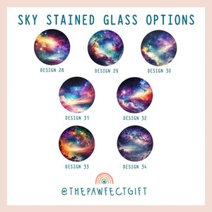 Peut inclure: Six designs diff&eacute;rents de vitraux sur le th&egrave;me de la galaxie. Chaque design est un cercle avec une disposition diff&eacute;rente d'&eacute;toiles, de nuages et de couleurs. Les designs sont num&eacute;rot&eacute;s de 28 &agrave; 34.