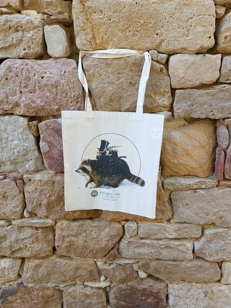 Tote Bag sac fourre-tout féérique, fée lutin, créature magique par JBMonge Raccoon