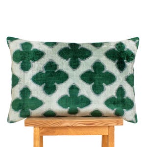 Green and Beige velvet cushion cover,Green velvet ikat pillow, 18x18 ikat pillow cover,Lumbar ikat pillow,Green pattern Throw pillow