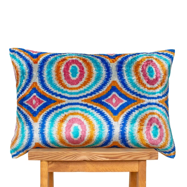 Cushion Ikat Turquoise main image 0