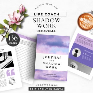 Könnte beinhalten: Eine digitale Vorlage für ein Life-Coach-Schattenarbeitsjournal mit 136 Seiten. Das Cover zeigt einen lila und rosa Farbverlauf mit Wolken und dem Text "Journal für Schattenarbeit". Der Text "Ein Journal von [deinem Namen hier]" ist ebenfalls enthalten. Das Journal ist in den Formaten US Letter und A4 verfügbar und kann in Canva bearbeitet werden.