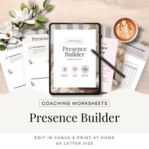 Op de afbeelding: Een digitale tablet waarop een werkbladset wordt weergegeven met de titel "Presence Builder: Communication Skills & Leadership". De werkbladset bevat een werkbladtemplate, een coachhelper en aanvullende bronnen. De tablet staat op een wit oppervlak met een kopje koffie en een bloem.