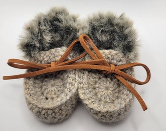 Baby Moccasin Slippers - Oatmeal