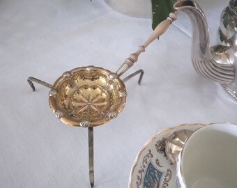 large tea strainer solid silver Sweden 1919 gold plated inside