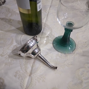 Weintrichter Dekantiertrichter um 1880 Vintage EPNS Sheffield versilbert