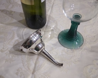 Wine funnel decanting funnel circa 1880 vintage EPNS Sheffield silver plated