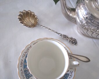 Scatter spoon solid silver England from 1895 gold plated inside