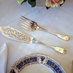 Antique serving cutlery for fish dishes around 1890 Vintage EPNS Sheffield silver-plated serving cutlery