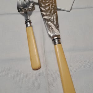2 Fish Serving Cutlery EPNS Sheffield Silver Plated Vintage England around 1900