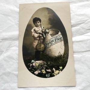 Anni 1900 - Ragazzino con un uovo - Cartolina francese antica - Cartolina di Pasqua - Cartolina scritta