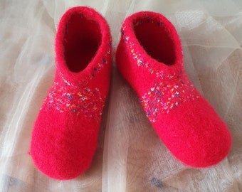 Red felt shoes size 40/41, felt shoes, gift for birthdays, Christmas, Easter, all kinds of occasions