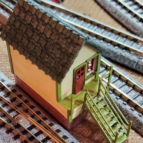 Kit Mercatino Di Natale In Miniatura Outland Models 1:87 HO &ndash; Figure E Bancarelle Non Montato
