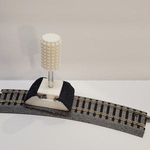 HO scale TRACK CLEANER kit with 4 cleaning pads included 3D printed for model train hobbyists
