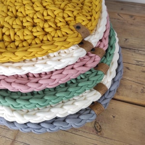 Round cotton seat cushion - cozy & warm - 30 cm/37 cm - autumn decoration for chair and bench