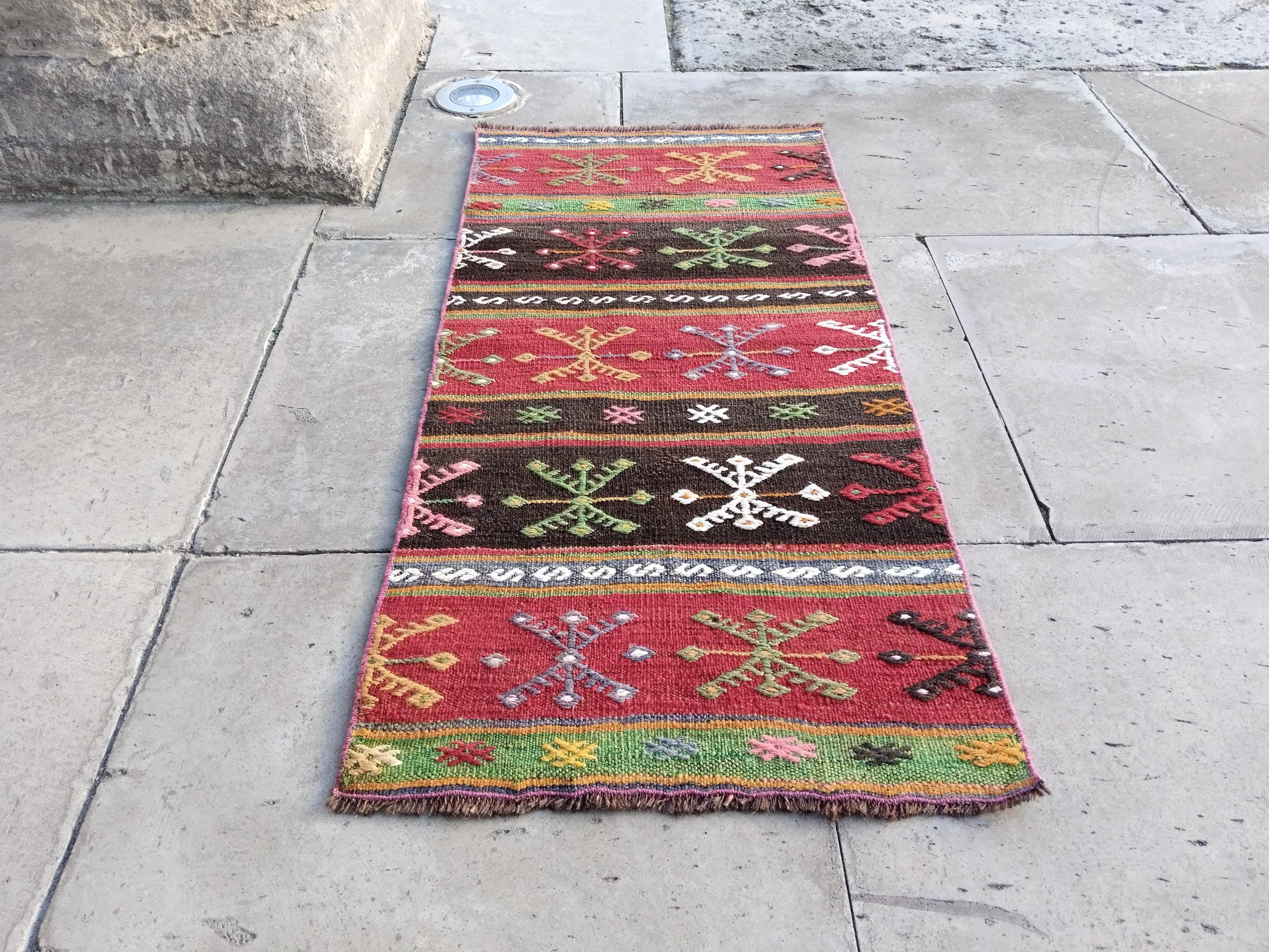 ヴィンテージ クルド キリム ランナーラグ：手織りウール、4.1 x 1.9