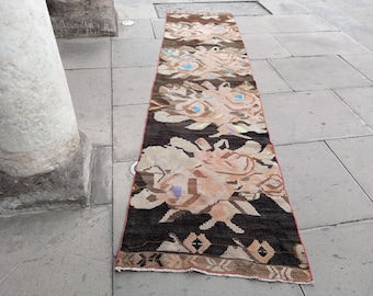 Vintage Turkish Kilim Runner: Handmade Wool Hallway Rug (11.3x2.7 ft)