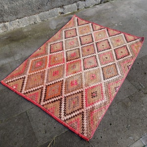 Pink Kilim Rug: Handmade Wool Embroidery, Vintage Turkish Decor (4.3x3.1 ft)