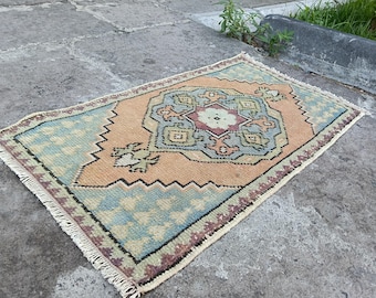 Handgemaakt mini blauw Turks wollen vloerkleed: Pastelkleurig klein kleed, 1,6 x 2,9 ft. slaapkamerkleed.