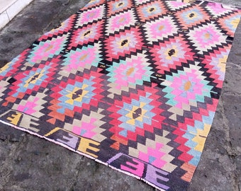 Alfombra Kilim Rosa: Gran Alfombra de Lana Anatolia Hecha a Mano (2,5 x 1,6 m)