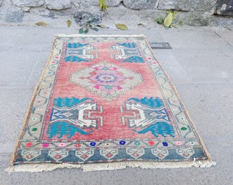 Vintage Turkish Kilim Rug, Small Wool Doormat (2.7x1.7 FT)