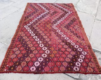 Vintage Soumak Kilim Rug: 6.9x4.4 ft, Silk & Cotton Embroidery