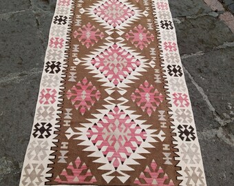 Handmade Turkish Kilim Rug: 5.6x2.9 ft Wool Tribal Rug