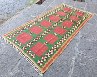 Red Kilim Runner, 8.2X4 FT kilim Runner, Area Wool Kilim Runner, Kitchen Decor, Kilim Runner, hallway Kilim runner, Stair kilim runner