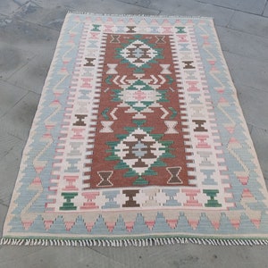 Vintage Turkish Kilim Rug: Handmade Wool Anatolian Decor (5.8x3.6 ft)