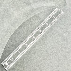 8-Zoll-Nählineal zum Basteln, Quilten, Patchwork, Musterherstellung geeignet.