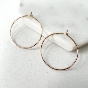 Round hoop earrings, gold filled hoops, minimalist earrings, everyday earrings, 14k gold filled hoop earrings