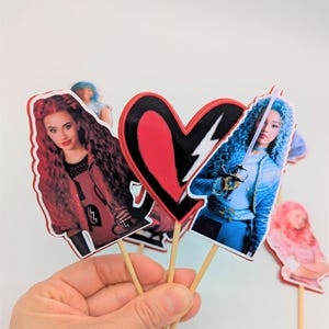 Decorazione per feste a tema Descendants 4 Cupcake Topper Descendants: The Rise of Red Forniture per feste a tema Descendants Cupcake Descendants party Red and Chooe